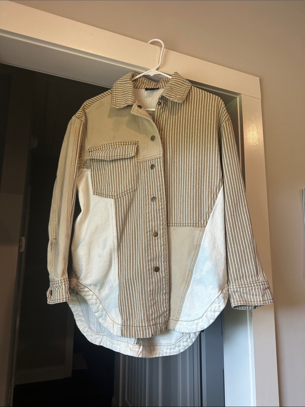 Striped Two-Tone Utility Jacket in Beige and Cream